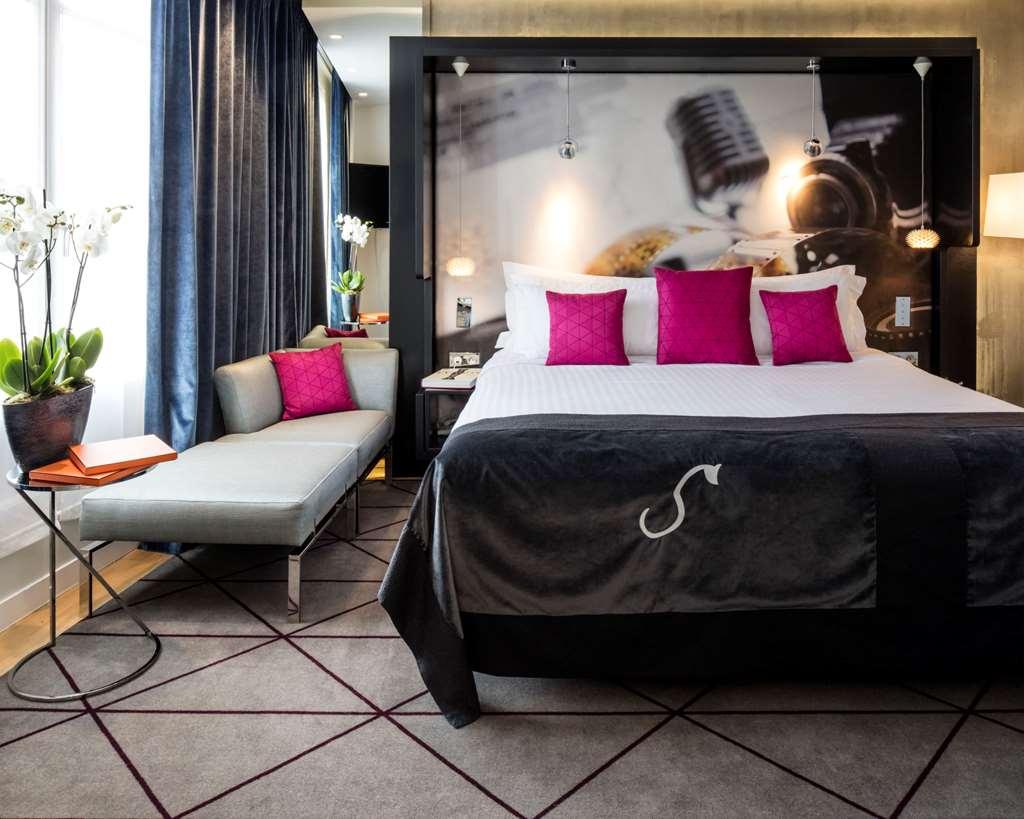 Hotel De Sers Champs Elysees Paříž Pokoj fotografie